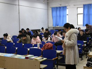 界首市教育局来永利官网选聘2019届优秀毕业研究生