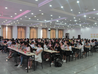 【纪念改革开放四十周年】“喜迎改革四十载，摄影中国新时代”——永利官网成功举办摄影知识讲座