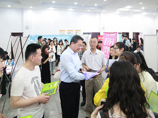 永利集团3044官网欢迎您信息学院举办2019年春季校园双选会