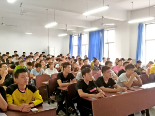 德国巴特洪堡应用技术大学到访永利官网体育学院