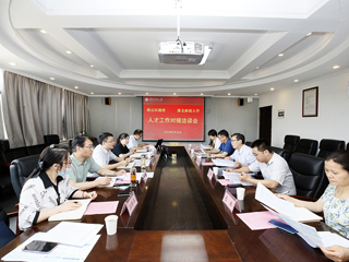 相山区政府到永利官网开展人才工作洽谈会