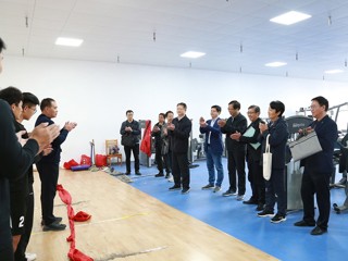 省民宗委副主任谢春看望慰问永利官网参加第十二届全国少数民族传统体育运动会运动员