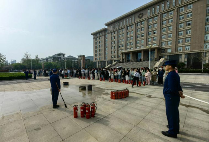 1db67e11cf90474583521f68d8077542.jpg 1db67e11cf90474583521f68d8077542.jpg