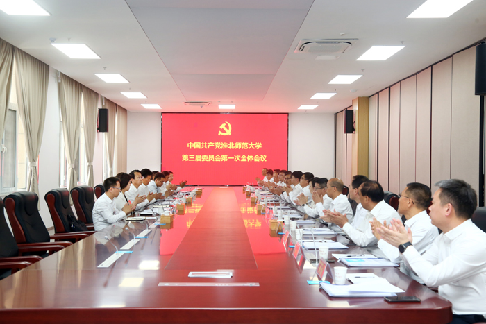 b79fe3e7004e4adba8720ba0bb0f63a6.jpg b79fe3e7004e4adba8720ba0bb0f63a6.jpg