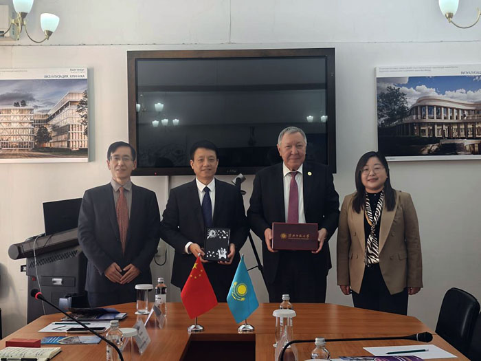 83a2058bba3a4e6eba42d6662ae596e9.jpg 83a2058bba3a4e6eba42d6662ae596e9.jpg